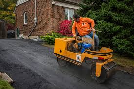 Best Asphalt Driveway Installation  in Manhasset Hills, NY